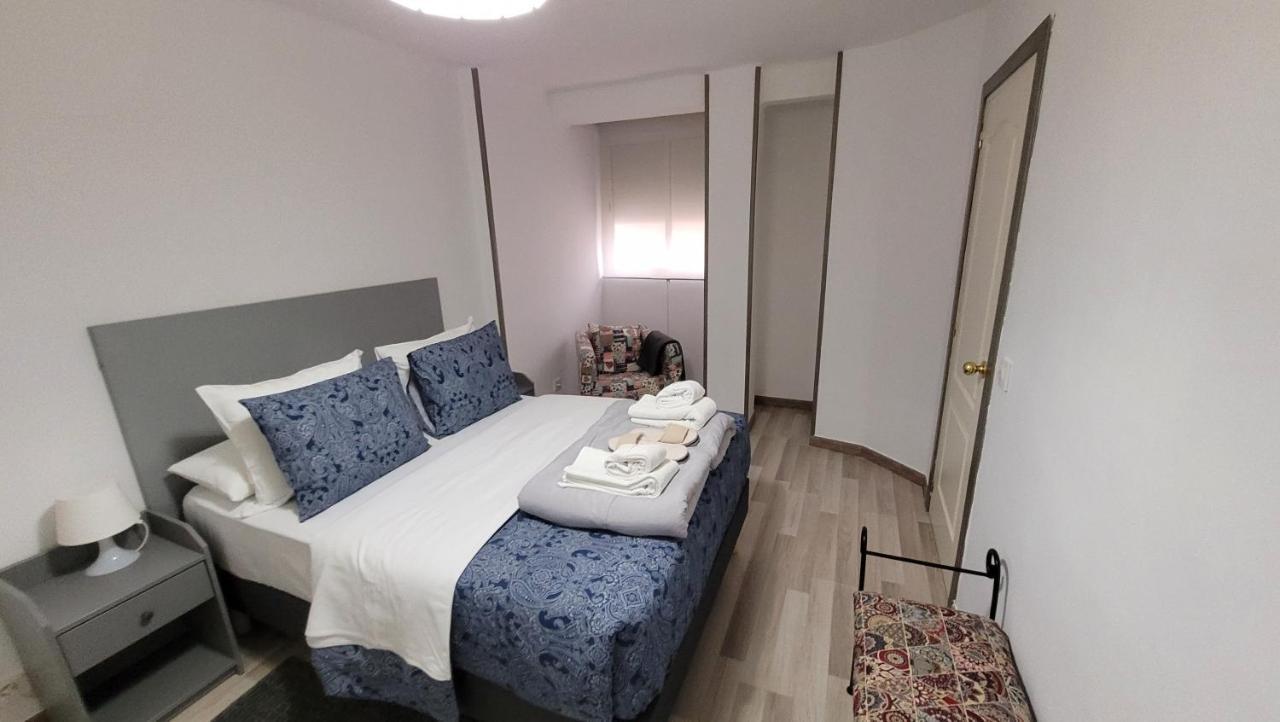 Apartaments B O D Collblanc L'Hospitalet de Llobregat Esterno foto